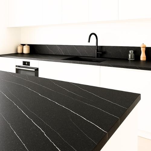 სამზარეულოს ზედაპირი - 4200*600*38 BLACK TUNIS (295 P)